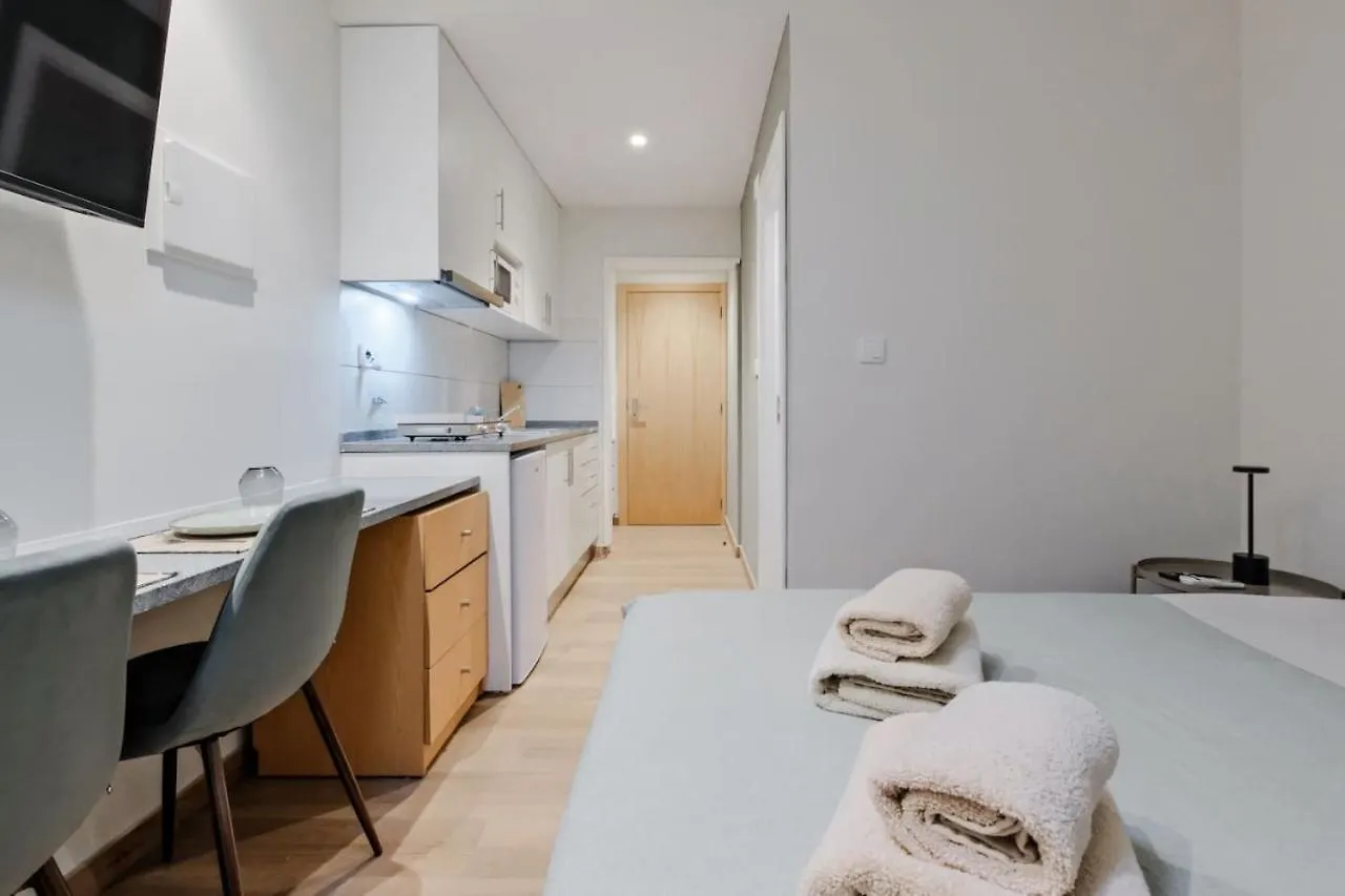 Lovely Studio Fully Equipped Near Subway N9 Lisboa Apartmán
